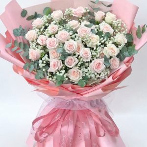 Bó hoa hồng kem baby